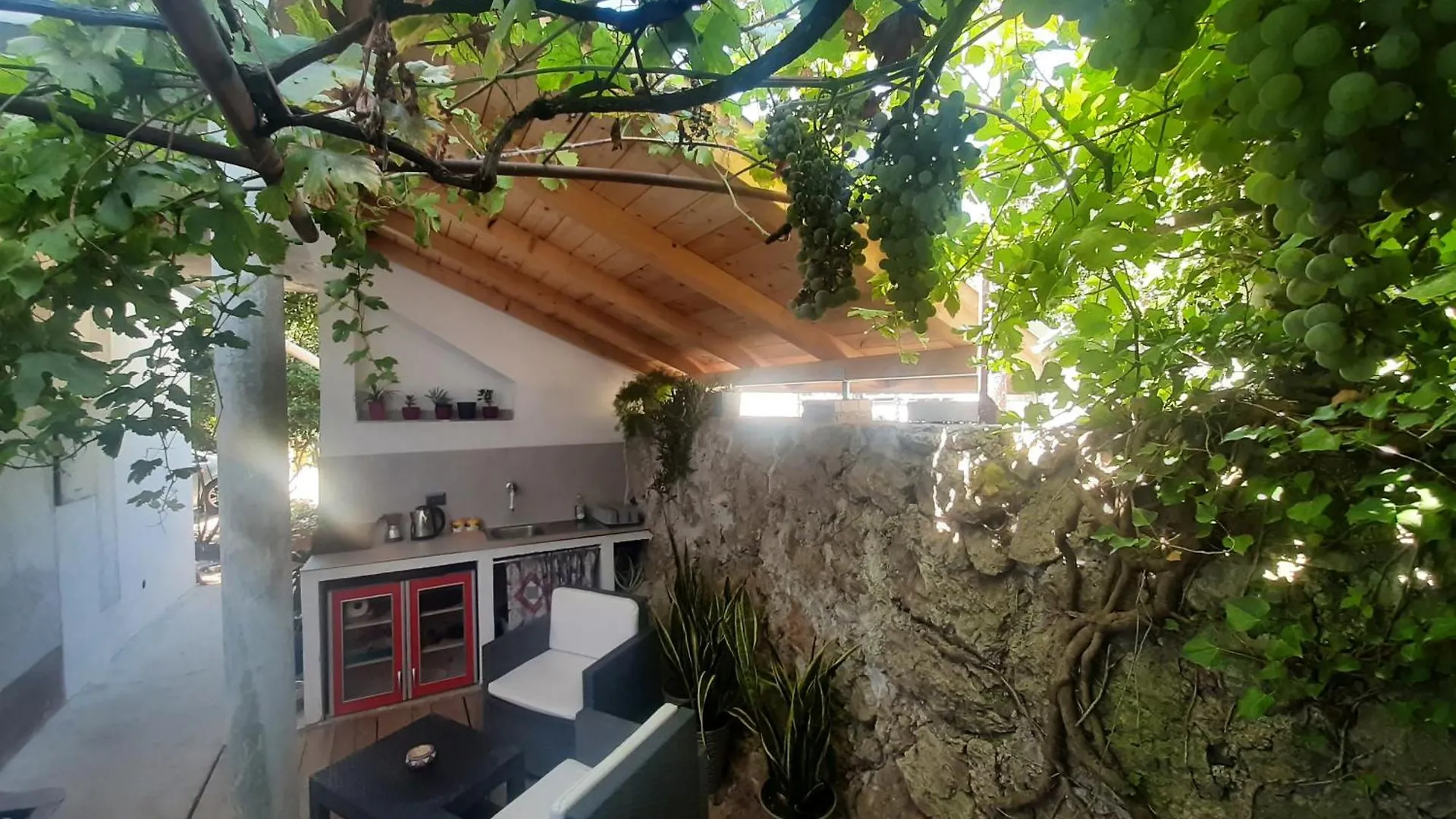 Fiore Apartment & Room 克尔克